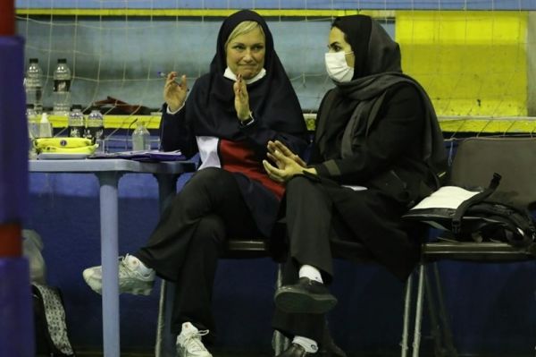 کمپدلی دو کمپ تمرینی تشکیل خواهم داد باید روی دریافت سرویسها تمرکز کنیم