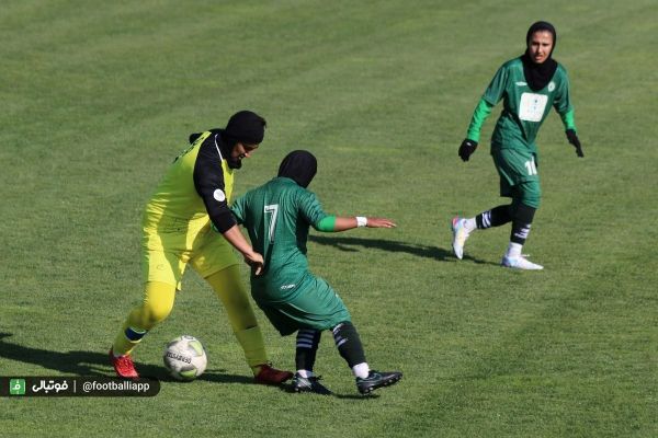  گزارش تصویری لیگ برتر فوتبال بانوان  ذوب‌آهن یک - خاتون بم 2