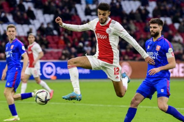  دورتموند مدافع مورد نظر بارسلونا را می‌رباید