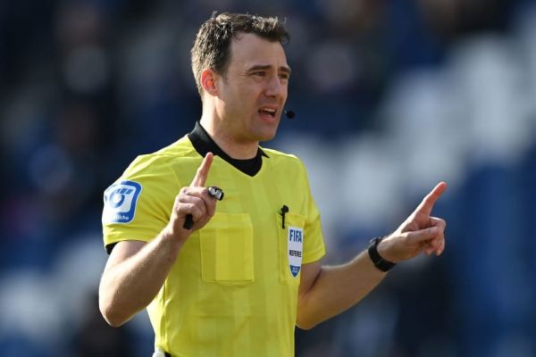 بازگشت داور بازی جنجالی دورتموند و بایرنمونیخ به عرصه قضاوت در بوندسلیگا