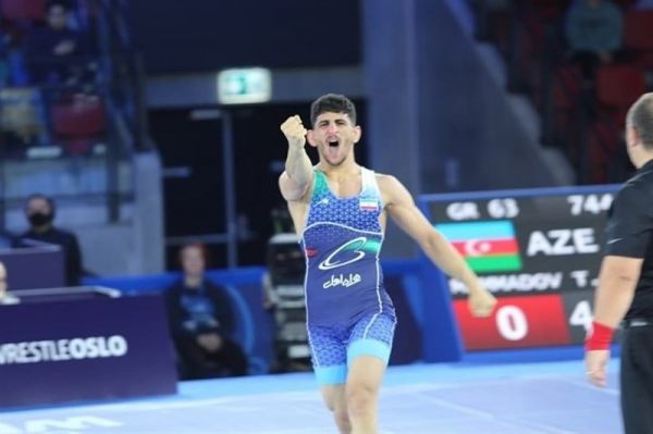 کشتی آزاد و فرنگی جام دانکلوف و نیکولای پتروف دلخانی فینالیست شد