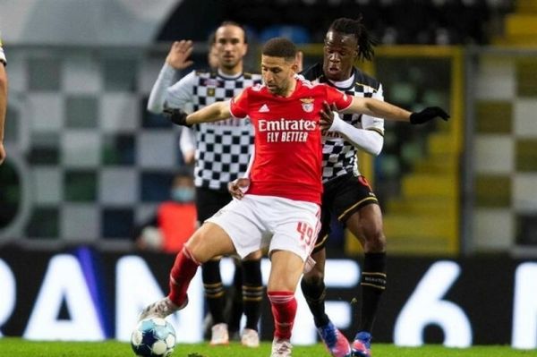 لیگ برتر پرتغال تساوی بواویشتا برابر بنفیکا با تداوم نیمکتنشینی بیرانوند