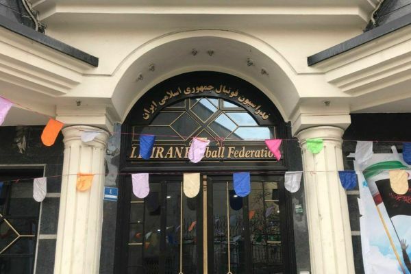 13 عضو فدراسیون فوتبال اخراج شدند وقتی با شعار چابک سازی 74 نیرو به یک فدراسیون اضافه شد