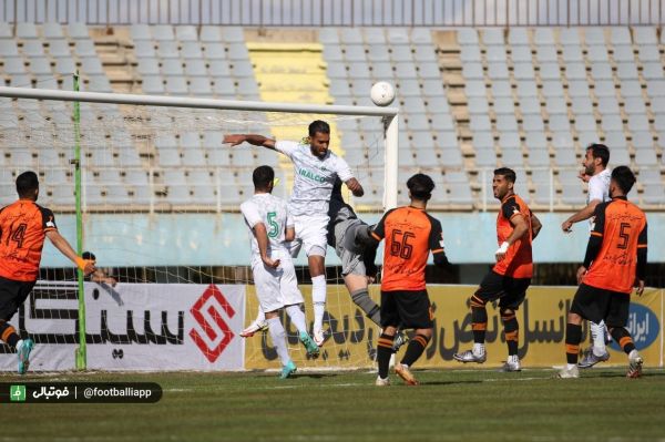 آلومینیوم صفر - مس یک آلومینیوم کشته شده در جنگ فلزات تیکی تاکای نارنجی ها در اراک جواب داد