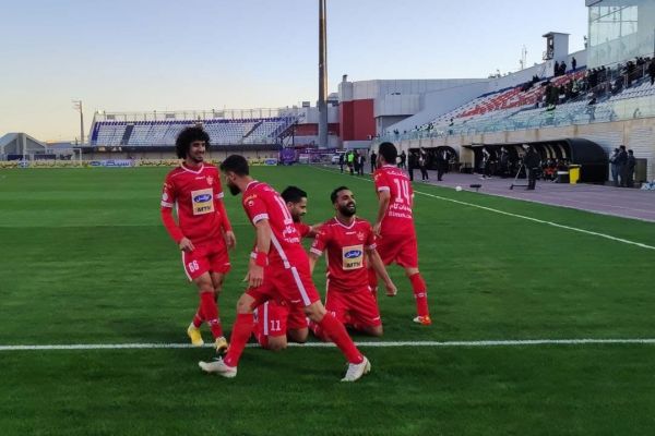  گل مارادونایی حامد پاکدل  دست خدا به داد پرسپولیس می‌رسد