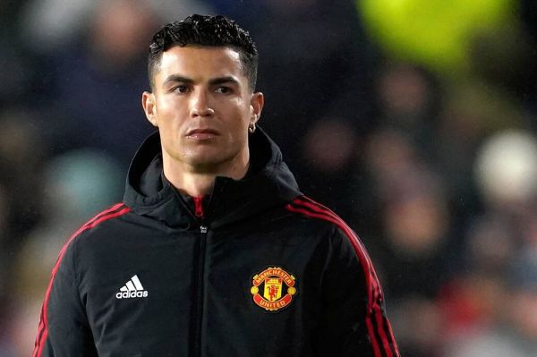 قهرمان جام جهانی 1998 کریستیانو رونالدو بهتر است از فوتبال خداحافظی کند