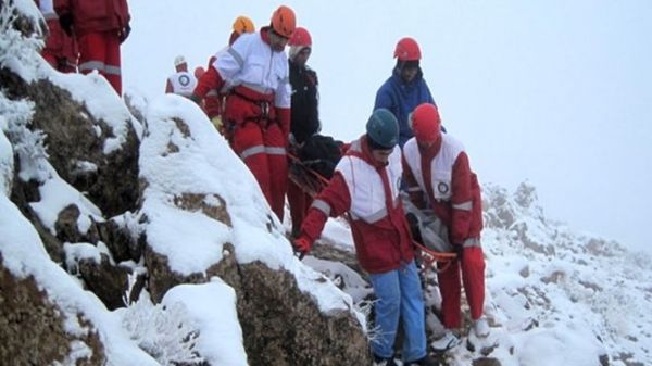 حادثه در ارتفاعات تهران امداد هوایی برای کمک آمد