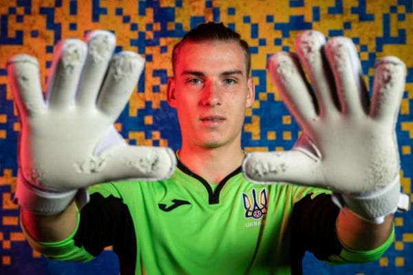  دروازه‌بان رئال مادرید از مردم اسپانیا کمک خواست