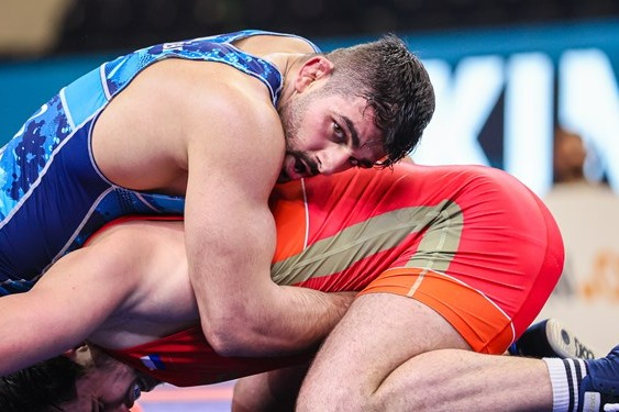  اتحادیه جهانی کشتی  محمدیان درخشید