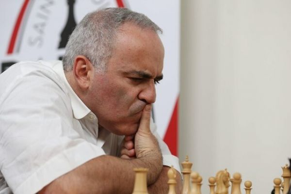 راهکار ستاره شطرنج جهان برای مات کردن پوتین