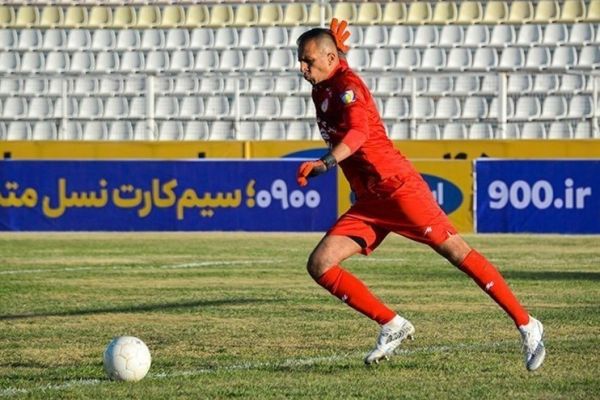  صادقی  برای دعوت شدن به تیم ملی ناامید نیستم  به سقوط فکر نمی‌کنیم