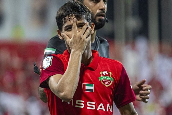  قایدی باعث انتقاد از سرمربی الاهلی شد  تشبیه ستاره سابق استقلال به اسطوره امارات