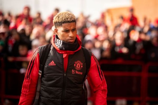 اقدام جالب مهاجم منچستریونایتد استخدام نگهبان تماموقت