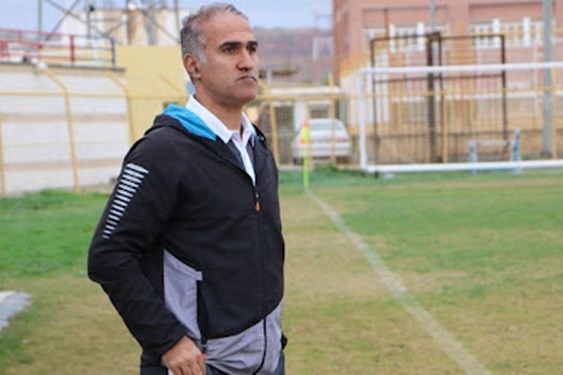 مربی شهرخودرو بازی با هوادار را بهخاطر مسائل فنی نباختیم مالک باشگاه پشت تیم است