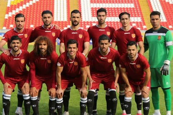 حاشیه بازی ذوبآهن و شهرخودرو اتوبوس شهرخودرو با دخالت ماموران راهی ورزشگاه شد