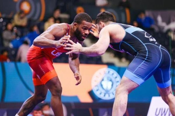  جردن باروز پس از مبارزه با سوادکوهی  دیوانه کننده بود