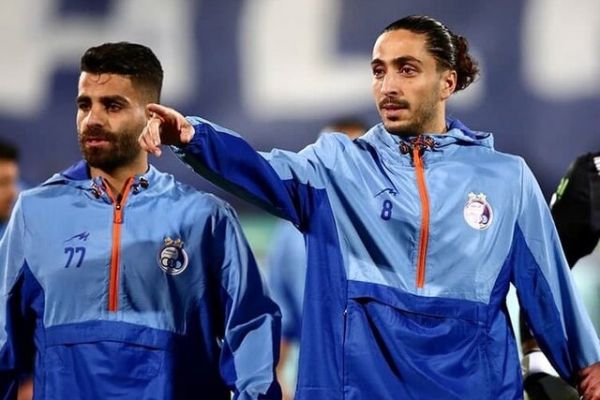 سربازها در انزلی، باب میل ملوان