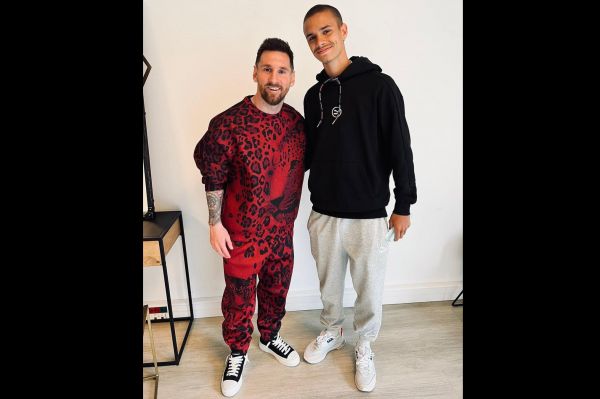  عکس؛ تیپ جالب مسی در ملاقات با پسر بکام