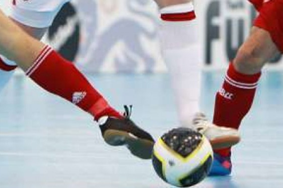  لیگ برتر فوتسال  جنگ مس در قم برای نایب قهرمانی  جدال چیپس و کراپ در مشهد