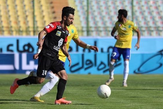  واکنش دبیر هیات فوتبال آبادان به شرایط جوی خوزستان و احتمال لغو بازی نفت و پرسپولیس