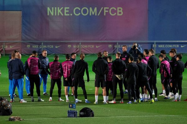  بازگشت مدافع سرعتی بارسلونا به ترکیب ژاوی