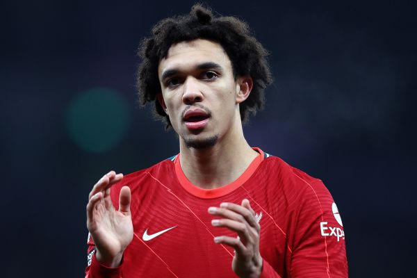 کلوپ در حمایت از آرنولد اگر ترنت خوب دفاع نمیکرد، بازیکن لیورپول نبود