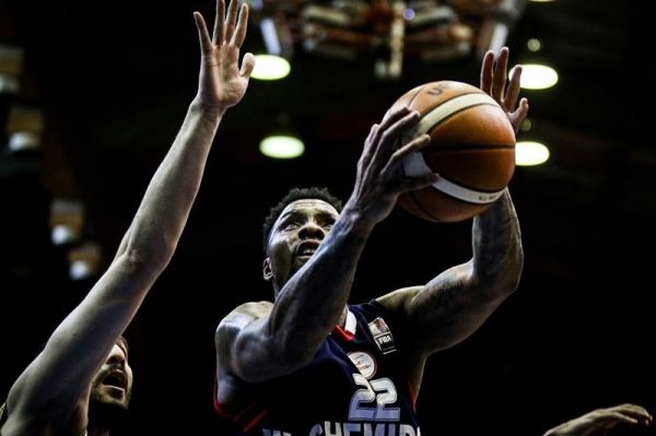 لیگ برتر بسکتبال برتری شیمیدر برابر نظمآوران سیرجان