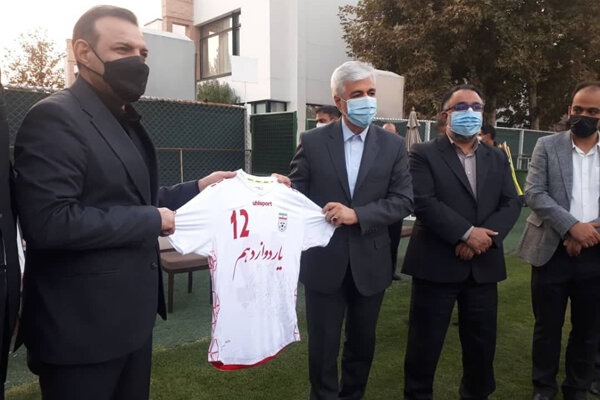 حمید سجادی ۵۱ درصد سهام استقلال و پرسپولیس واگذارمیشود اتفاق تاریخی رقم خورد