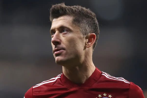  لواندوفسکی در حمایت از اوکراین، قید یک قرارداد مالی بزرگ را زد