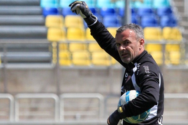  پانادیچ  کادرفنی باید از «لک» حمایت کند  پرسپولیس هنوز هم مدعی قهرمانی است