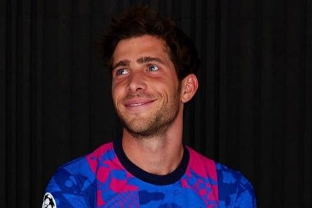 ملیپوش اسپانیایی باشگاه بارسلونا را بهطور رایگان ترک میکند