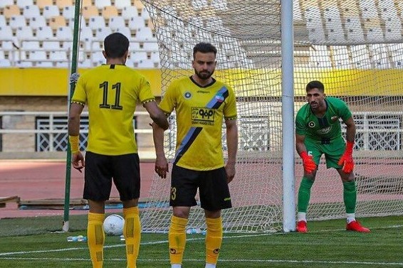 هفته بیست و دوم لیگ برتر فوتبال تقابل گل گهر و پیکان زخم خورده کار دشوار سپاهان در مشهد