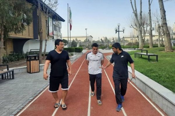 جلسه فنی رئیس فدراسیون کشتی با محمد بنا و درستکار