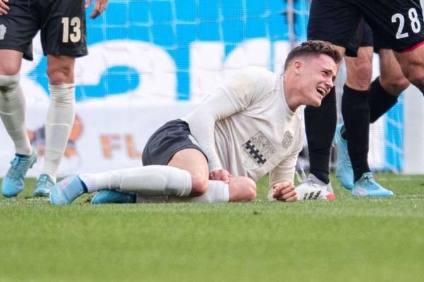 اتفاقی بد برای همبازی آزمون؛ فصل برای ستاره آلمانی لورکوزن به پایان رسید