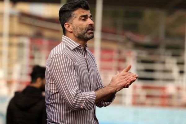  رحمان رضایی  انگیزه پرسپولیس برای بردن از استقلال بیشتر است  برنده دربی قهرمان می شود
