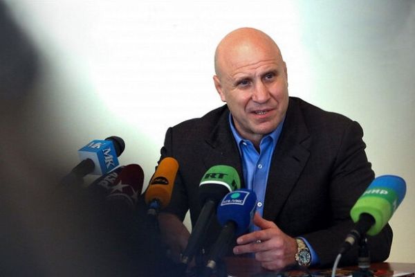  فشار بر عضو روس اتحادیه جهانی کشتی برای کناره‌گیری  مامیاشویلی  به چه جرمی