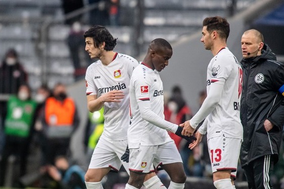  لورکوزن با آزمون به دنبال کامبک  سردار به ترکیب اصلی می‌رسد