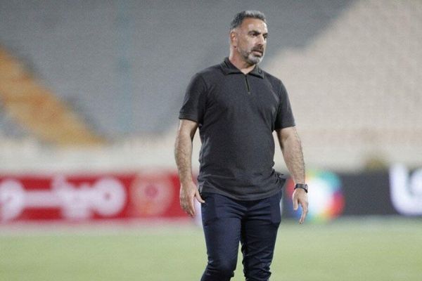  فکری  از برکناری‌ام بی خبرم