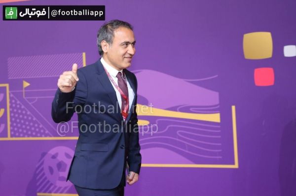  اختصاصی  حضور مهدی مهدوی‌کیا سرمربی تیم ملی امید ایران و سفیر فیفا روی فرش قرمز مراسم قرعه‌کشی جام جهانی ۲۰۲۲ قطر پیش از ورود به سالن مراسم قرعه‌کشی