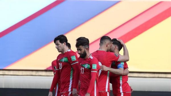  نظرسنجی  تیم ملی توانایی صعود از گروهش را دارد