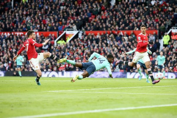 توقف خانگی منچستر یونایتد در غیاب رونالدو؛ پیش به سوی لیگ اروپا