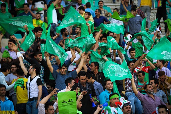 گزارش ایسنا ذوبآهن ۱۴۰۰ امید بازگشت