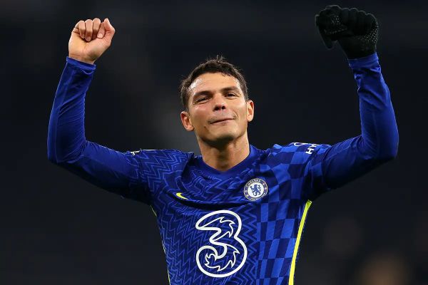  مدافع چلسی پس از شکست مقابل برنتفورد مورد حمایت همسرش قرار گرفت