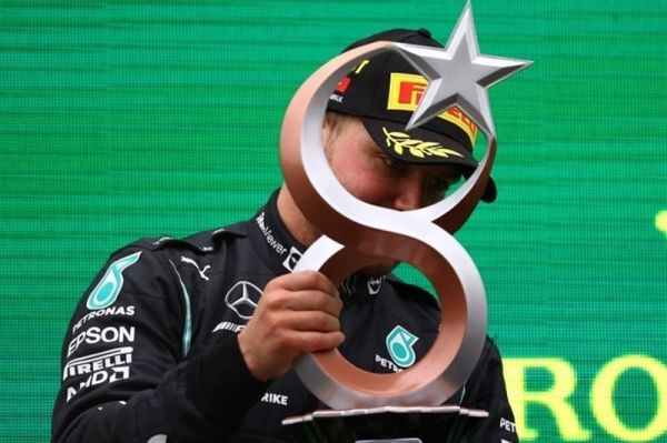 همیلتون شانسی برای قهرمانی در فرمول یک ۲۰۲۲ دارد