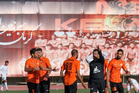  بلاتکلیفی سازمان لیگ در خصوص حضور هواداران  مس - خیبر، بدون تماشاگر