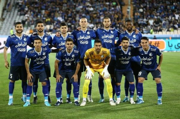 باشگاه استقلال به دنبال پرداخت مطالبات بازیکنان انتقال تمرینات به مجموعه انقلاب