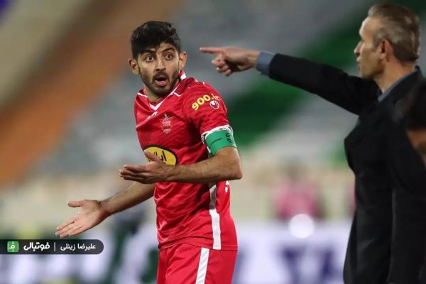  اولین کاپیتانی مهدی ترابی در پرسپولیس  عکس