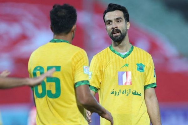 تهیدست منصوریان همیشه بزرگ فکر میکند هدفمان ۶ تیم برتر لیگ است