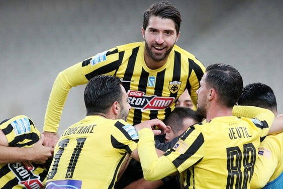 سوپرلیگ یونان پیروزی آاک مقابل جیانینا در حضور حاجصفی انصاریفرد 2 دقیقه بازی کرد