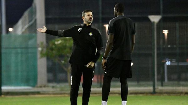 استراماچونی سوژه بحث توئیتری استقلالیها